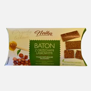 Baton z orzechami laskowymi 50g